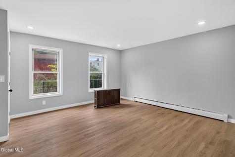 17 Glen Avenue Watervliet NY 12189