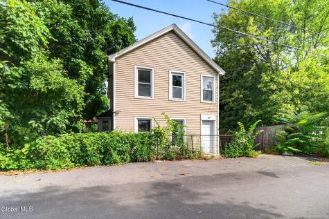 17 Glen Avenue Watervliet NY 12189