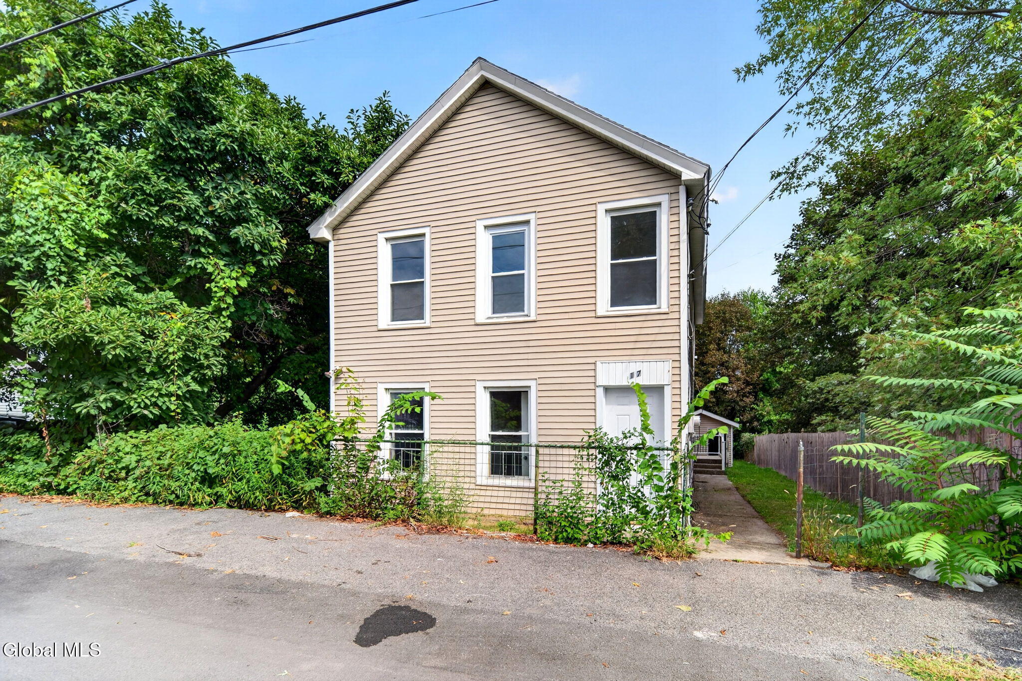 17 Glen Avenue Watervliet NY 12189