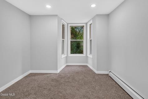 17 Glen Avenue Watervliet NY 12189