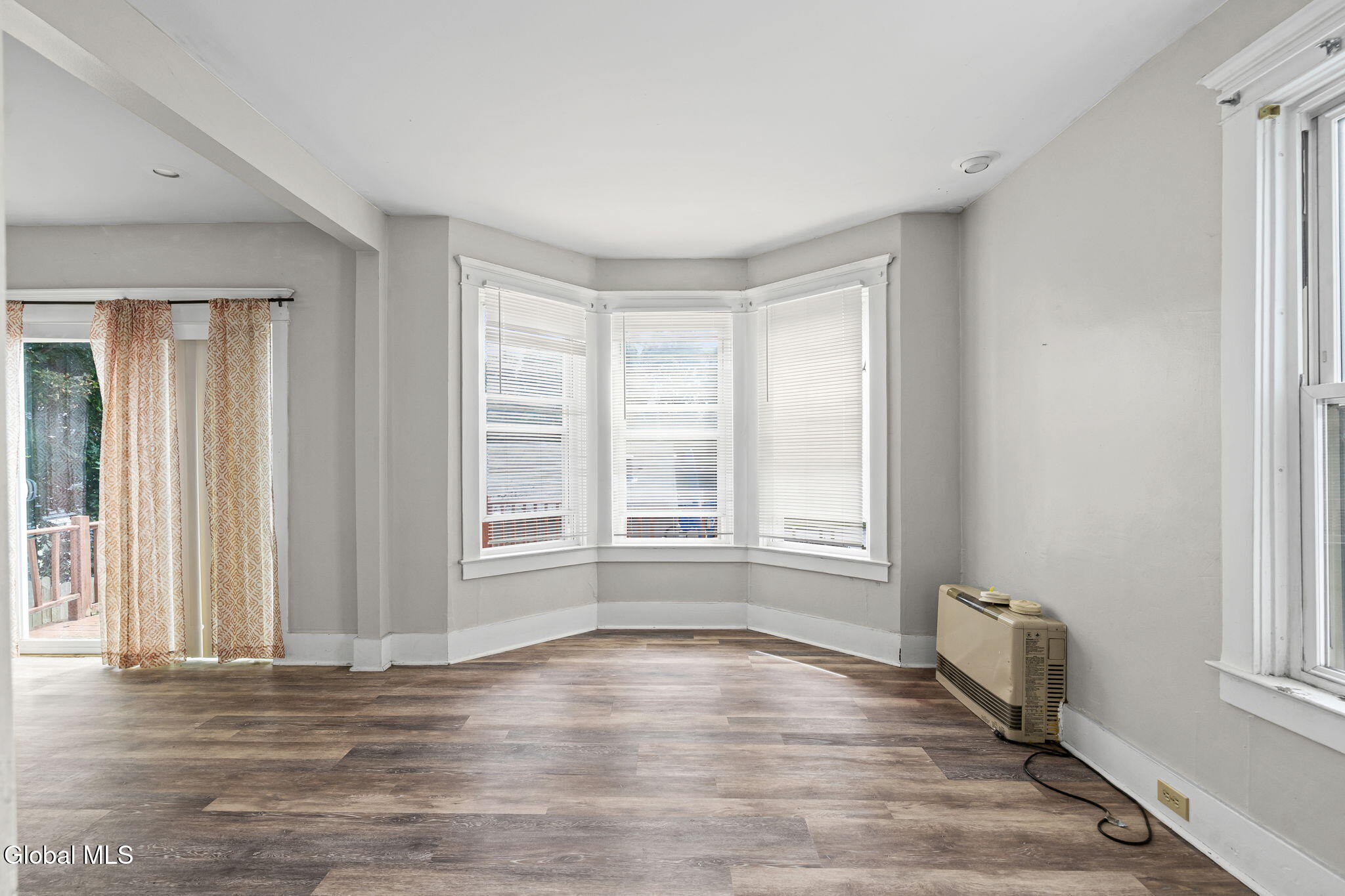 16 Vanderwerken Avenue Waterford NY 12188