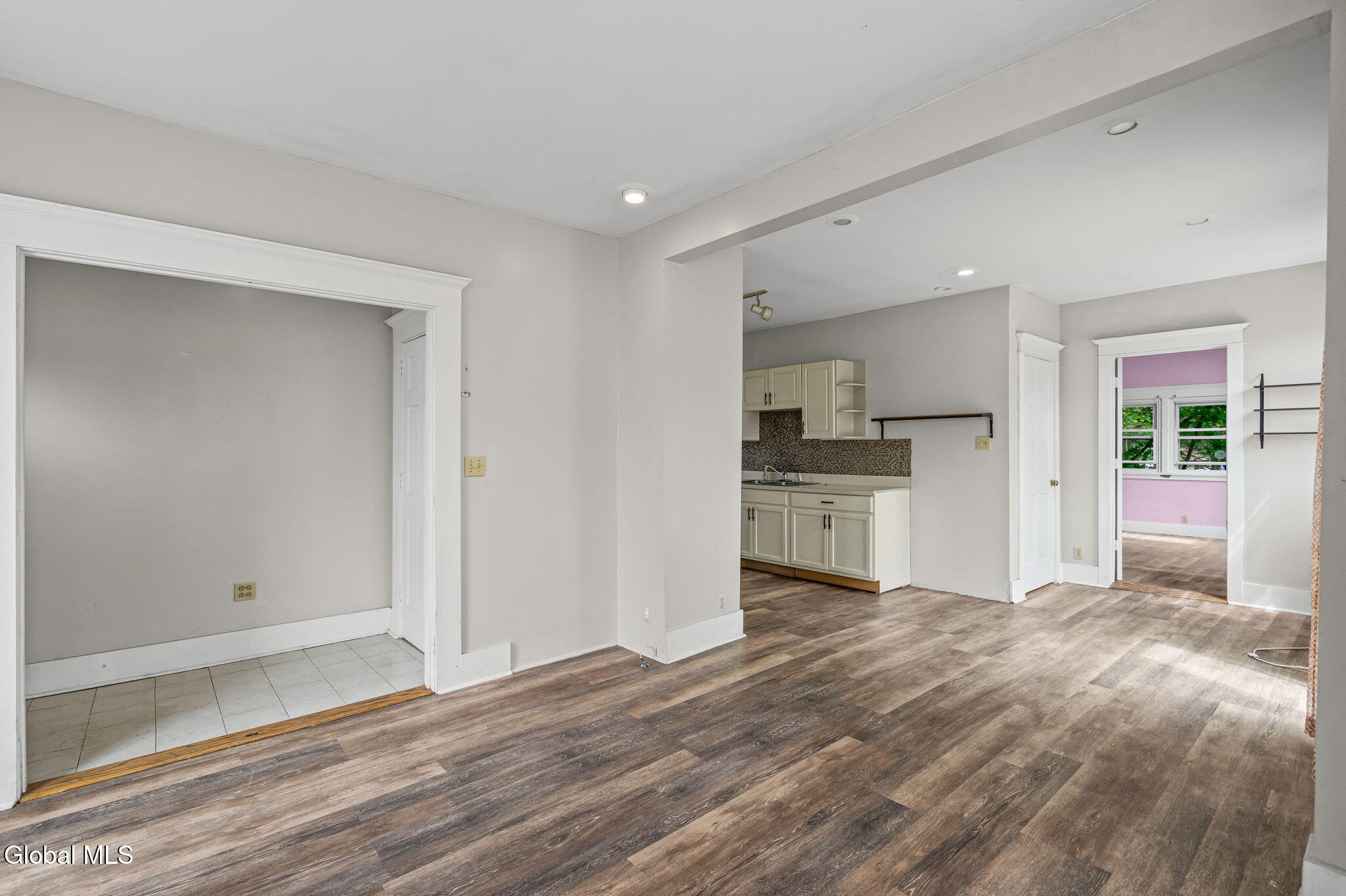 16 Vanderwerken Avenue Waterford NY 12188