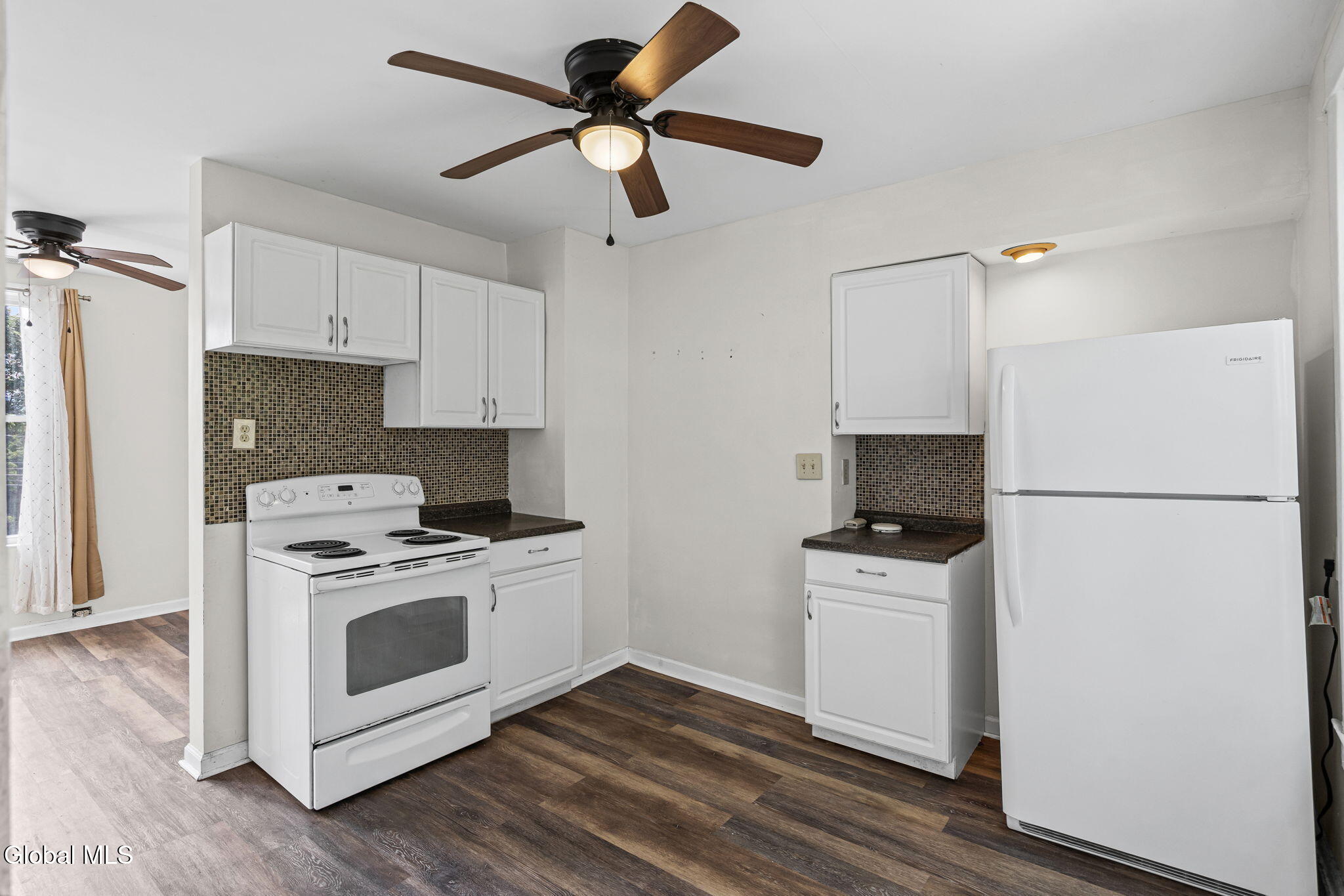 16 Vanderwerken Avenue Waterford NY 12188