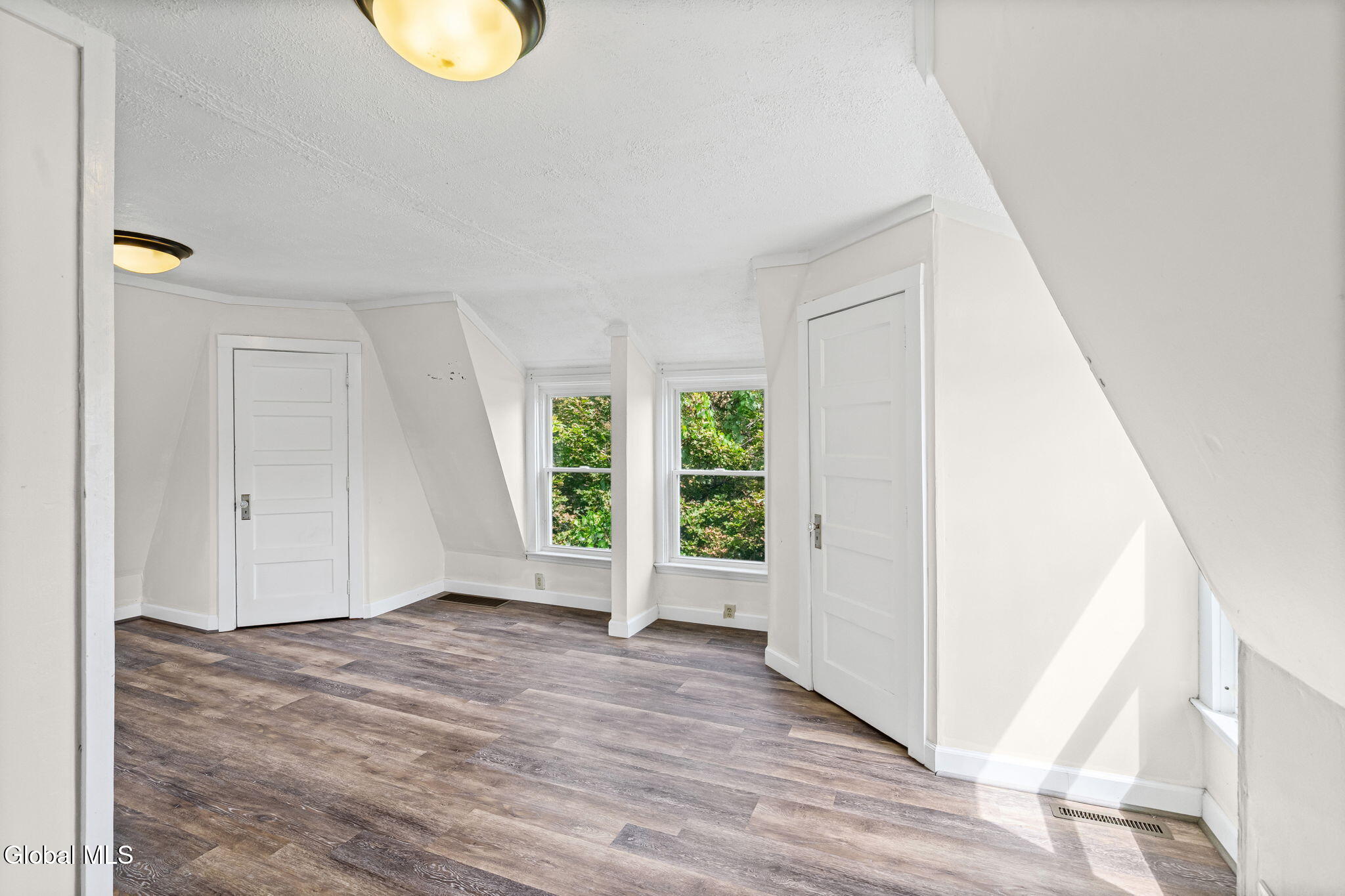 16 Vanderwerken Avenue Waterford NY 12188