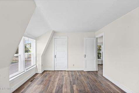 16 Vanderwerken Avenue Waterford NY 12188