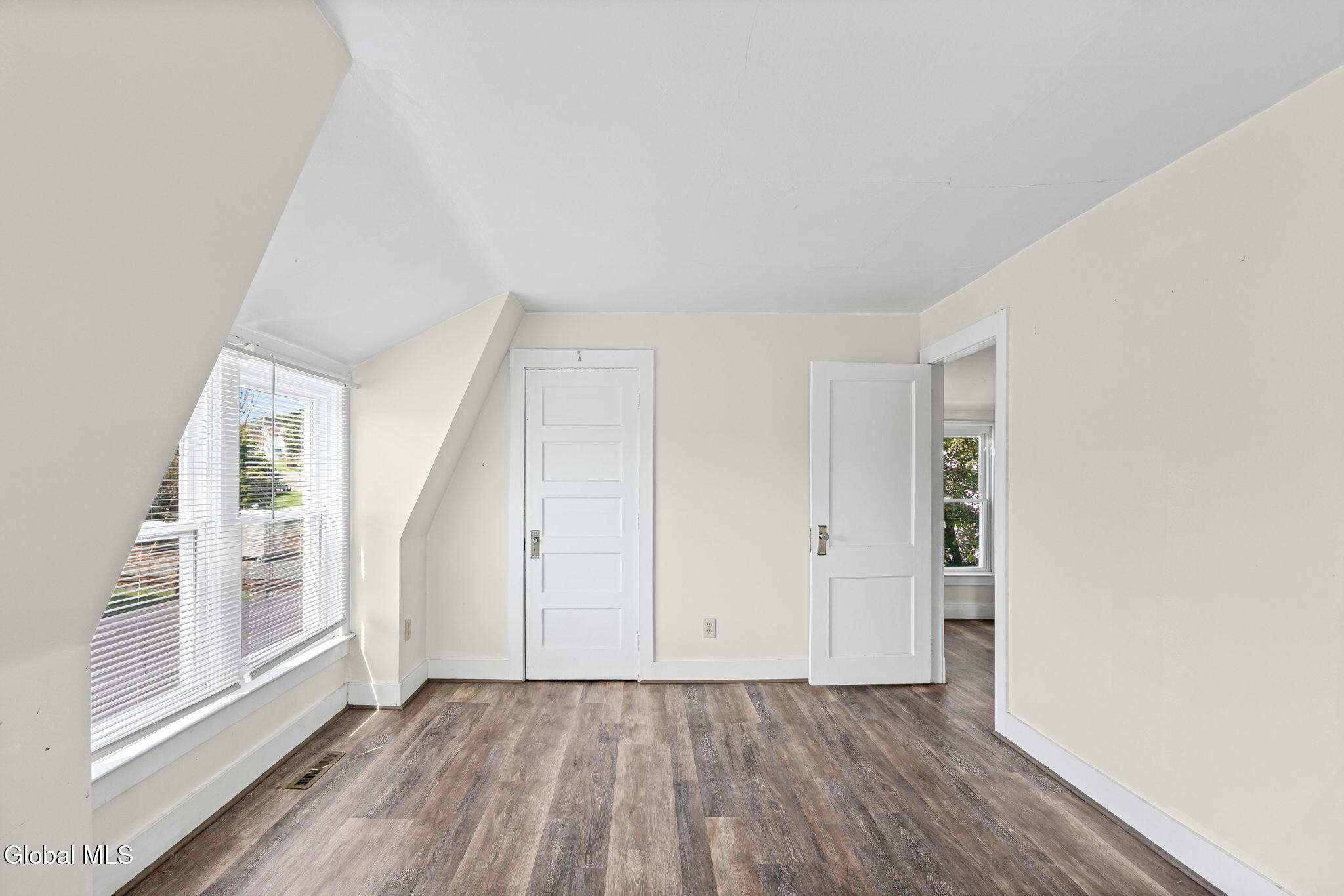16 Vanderwerken Avenue Waterford NY 12188