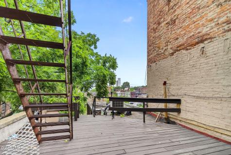46 Willett Street Albany NY 12210