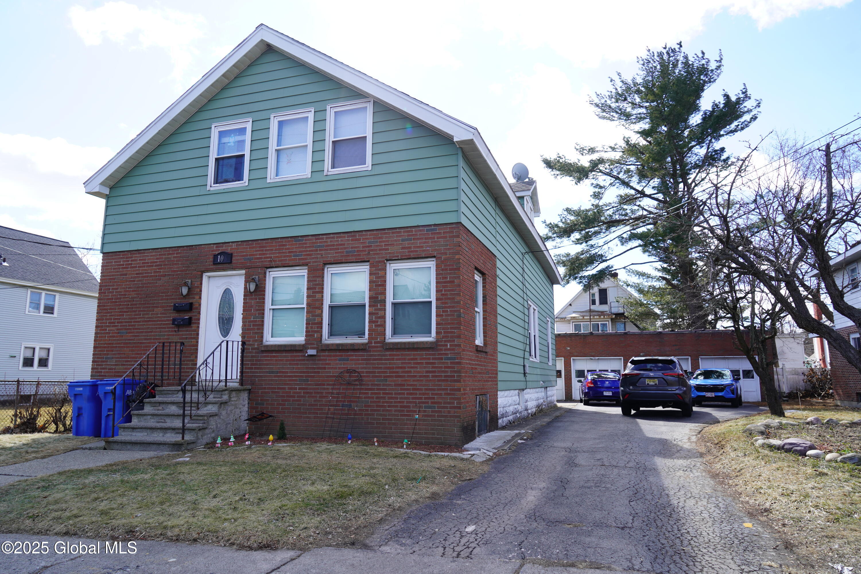 106 Mcalpin Street Albany NY 12209