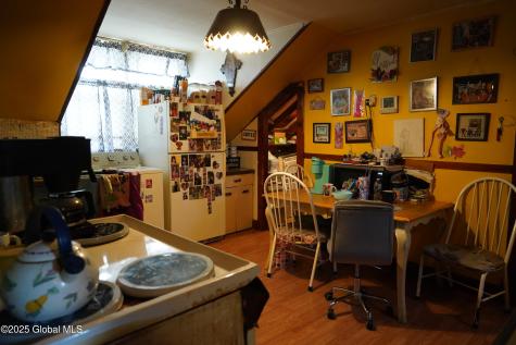 106 Mcalpin Street Albany NY 12209