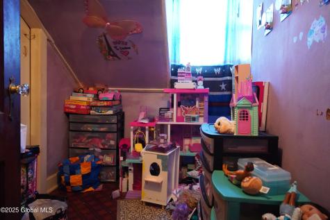106 Mcalpin Street Albany NY 12209