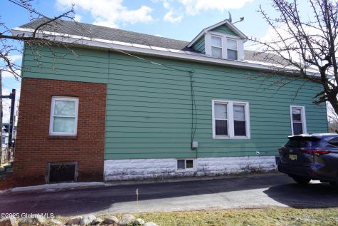 106 Mcalpin Street Albany NY 12209