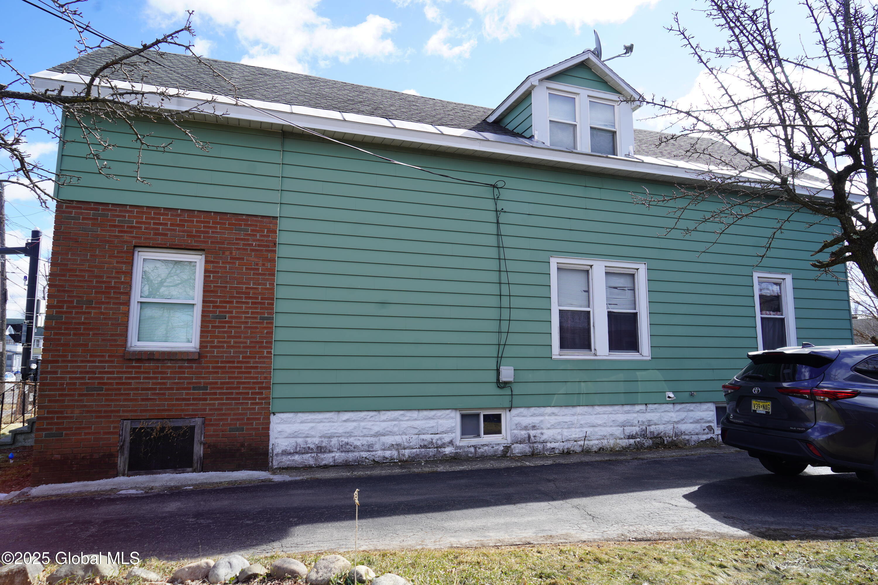 106 Mcalpin Street Albany NY 12209