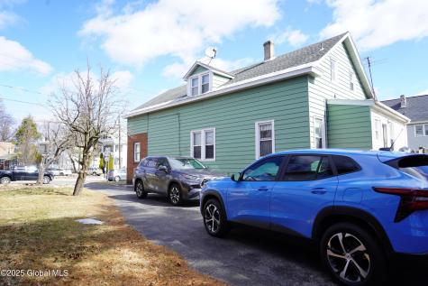 106 Mcalpin Street Albany NY 12209