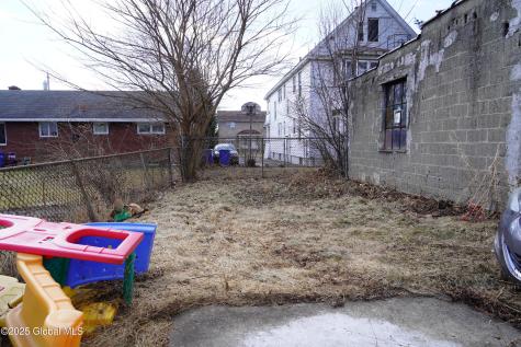 106 Mcalpin Street Albany NY 12209