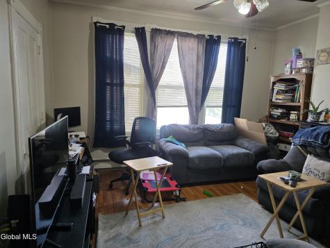 612 Twenty Third Street Watervliet NY 12189