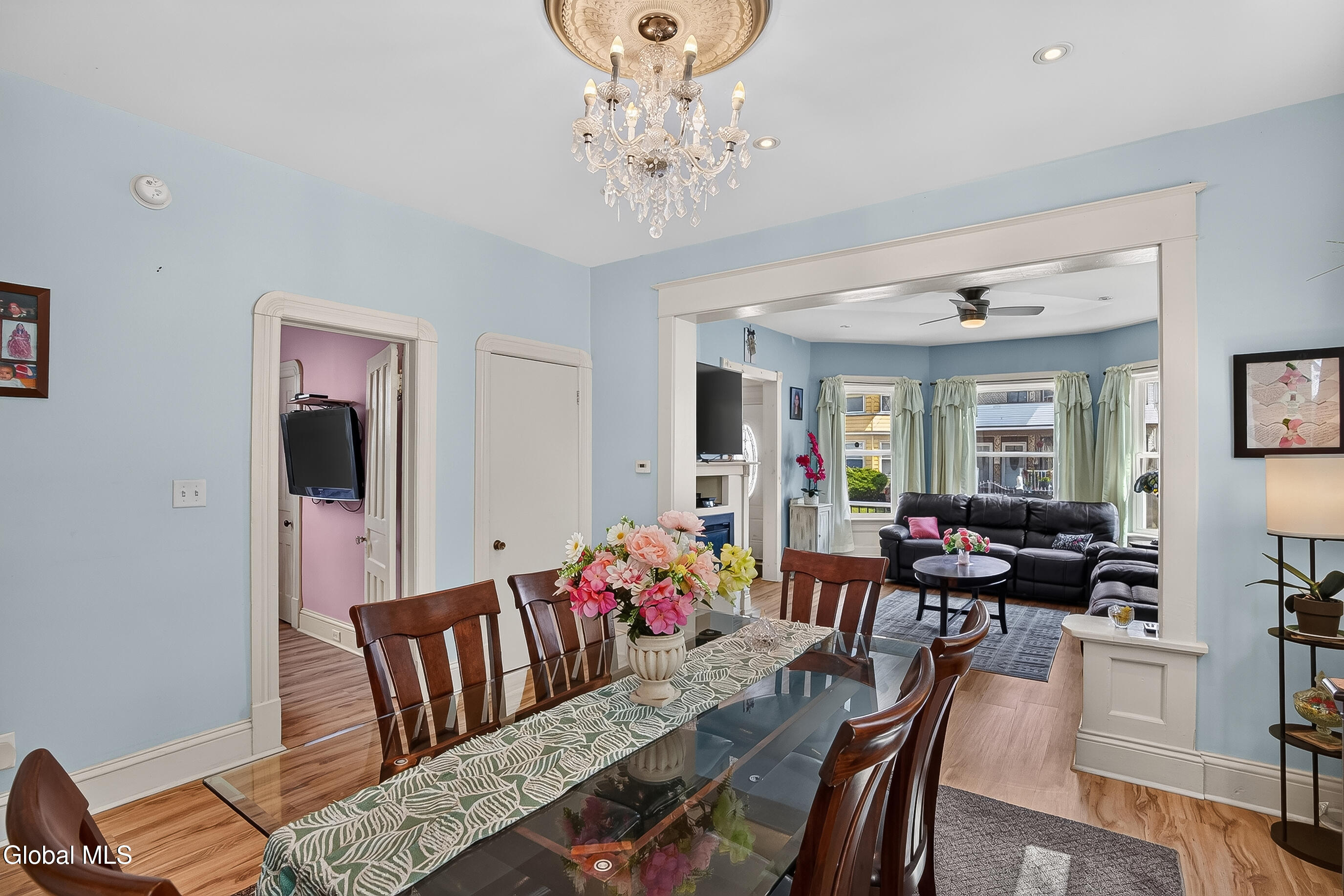 1030 Delamont Avenue Schenectady NY 12307