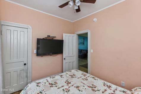 1030 Delamont Avenue Schenectady NY 12307