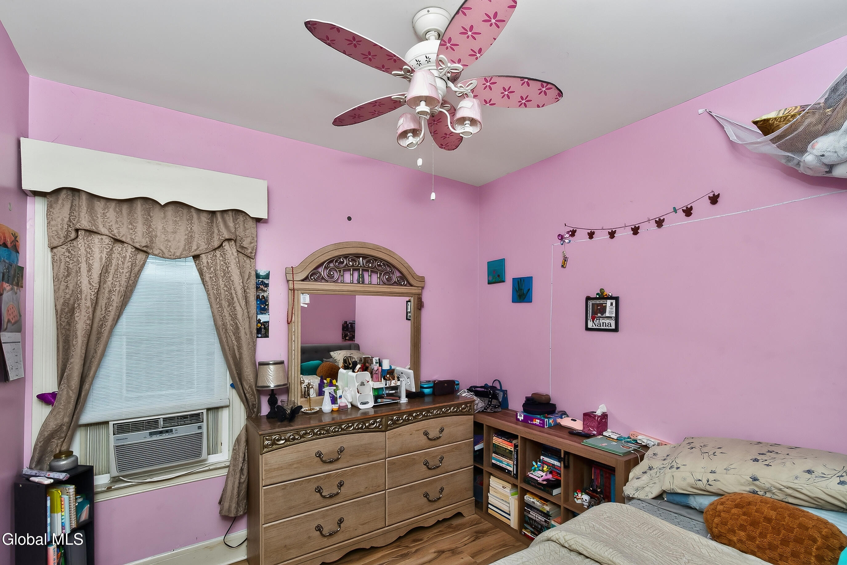 1030 Delamont Avenue Schenectady NY 12307