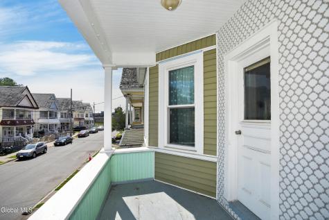 1030 Delamont Avenue Schenectady NY 12307