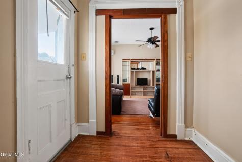 1030 Delamont Avenue Schenectady NY 12307