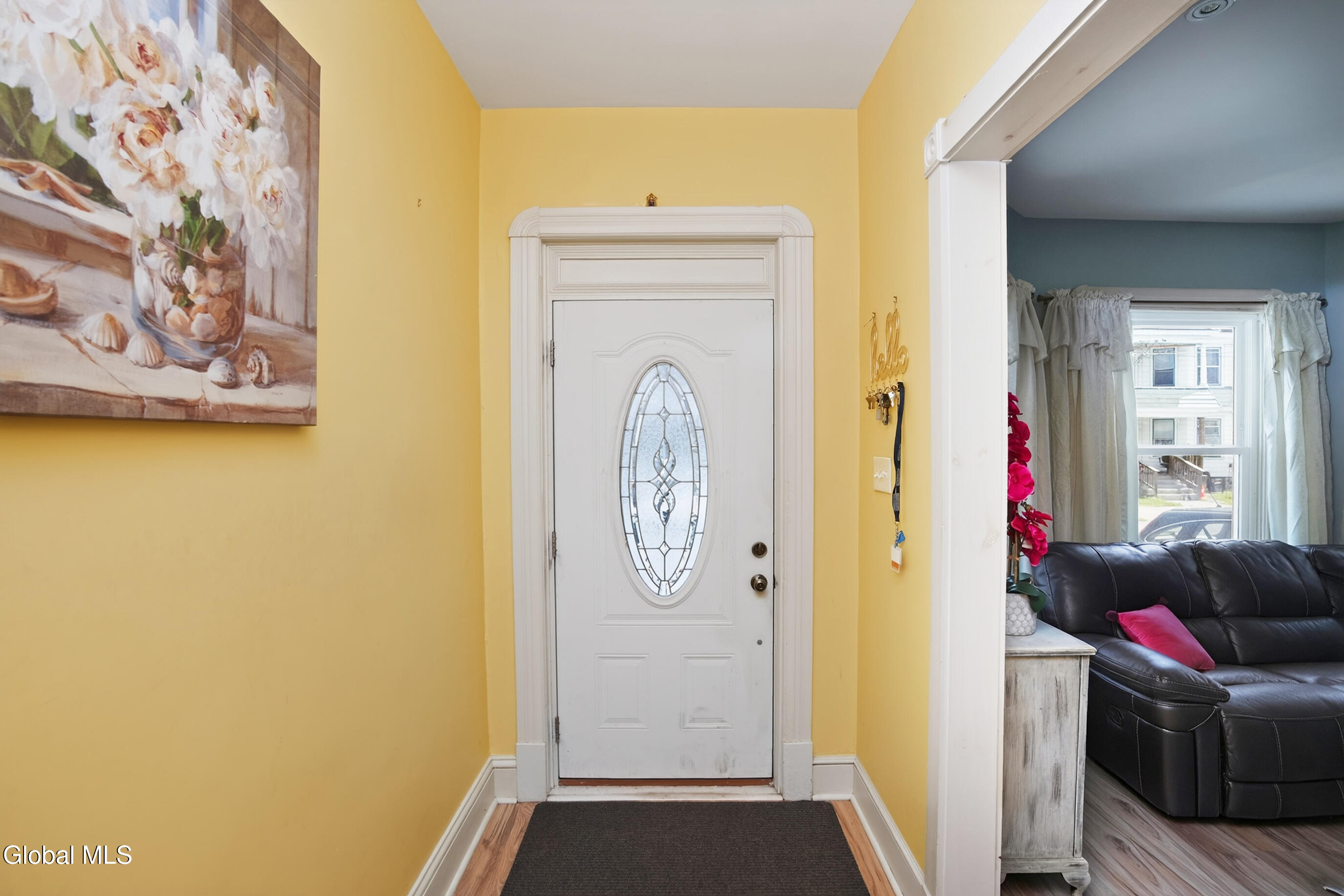 1030 Delamont Avenue Schenectady NY 12307