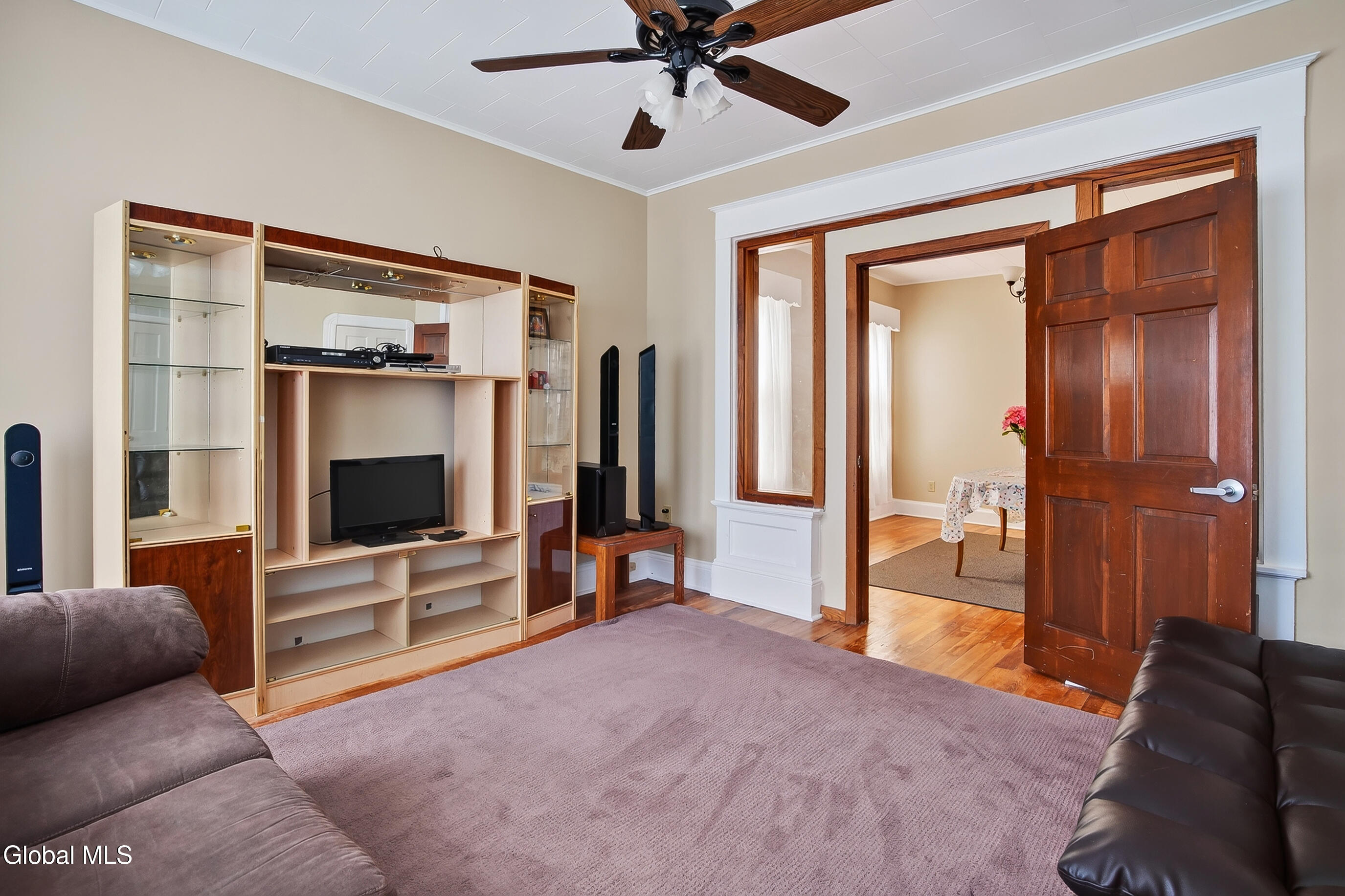 1030 Delamont Avenue Schenectady NY 12307