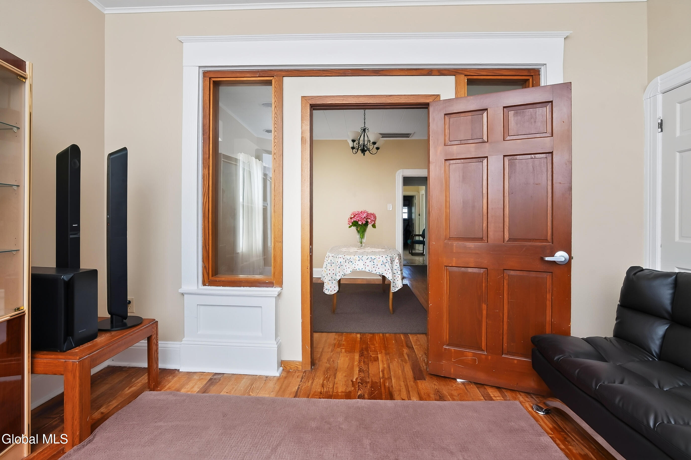 1030 Delamont Avenue Schenectady NY 12307