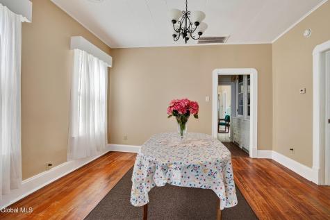 1030 Delamont Avenue Schenectady NY 12307