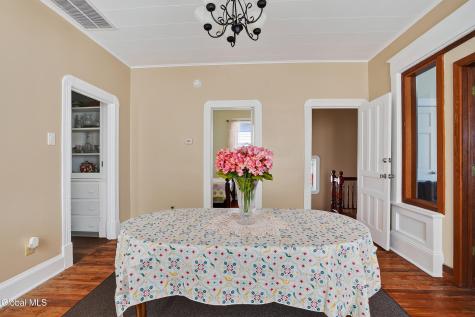 1030 Delamont Avenue Schenectady NY 12307