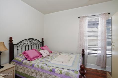 1030 Delamont Avenue Schenectady NY 12307