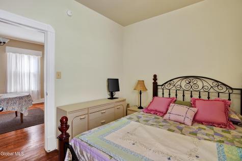 1030 Delamont Avenue Schenectady NY 12307