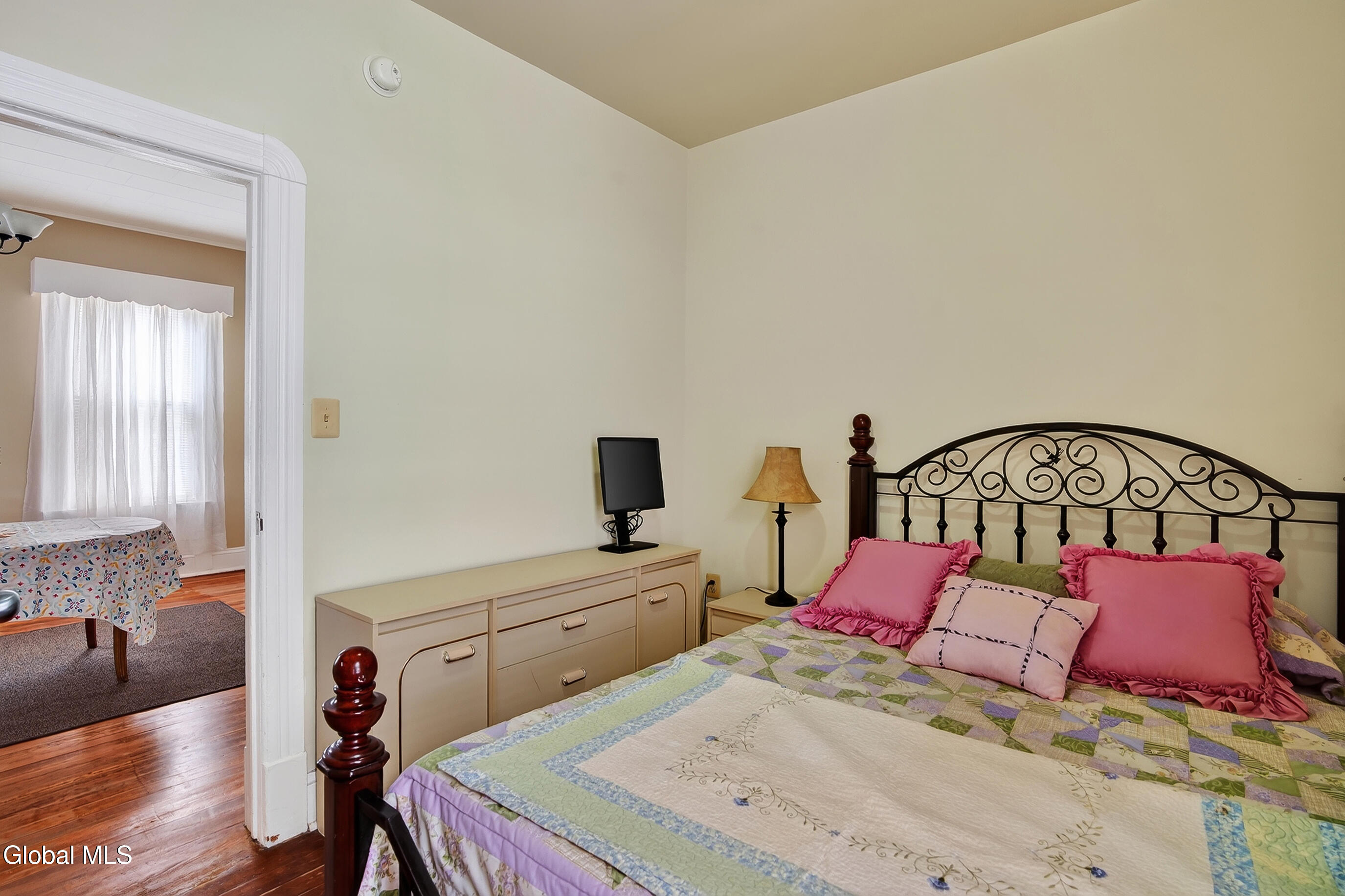 1030 Delamont Avenue Schenectady NY 12307