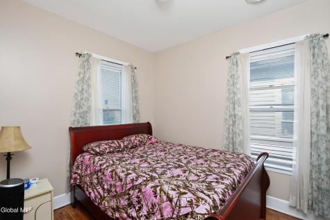 1030 Delamont Avenue Schenectady NY 12307