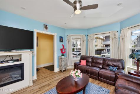 1030 Delamont Avenue Schenectady NY 12307