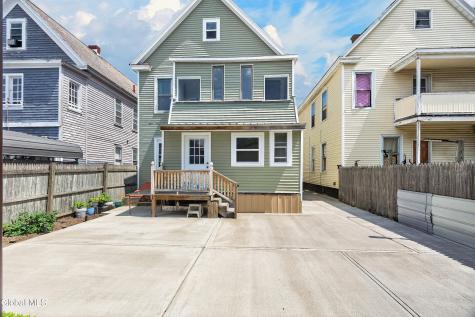 1030 Delamont Avenue Schenectady NY 12307