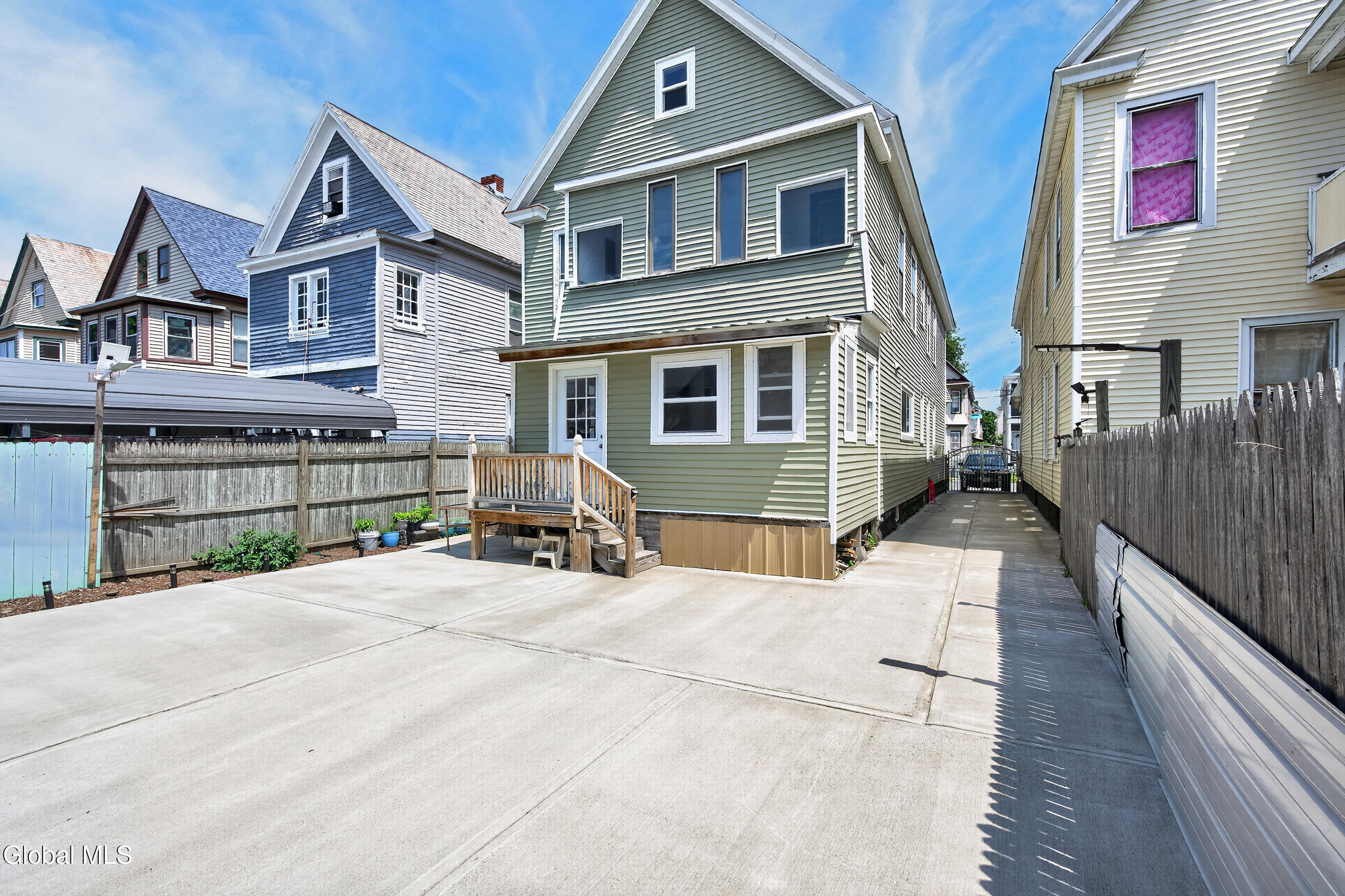 1030 Delamont Avenue Schenectady NY 12307