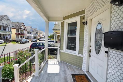 1030 Delamont Avenue Schenectady NY 12307