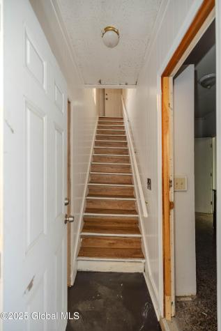 1374 10th Avenue Schenectady NY 12303
