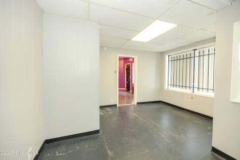1374 10th Avenue Schenectady NY 12303
