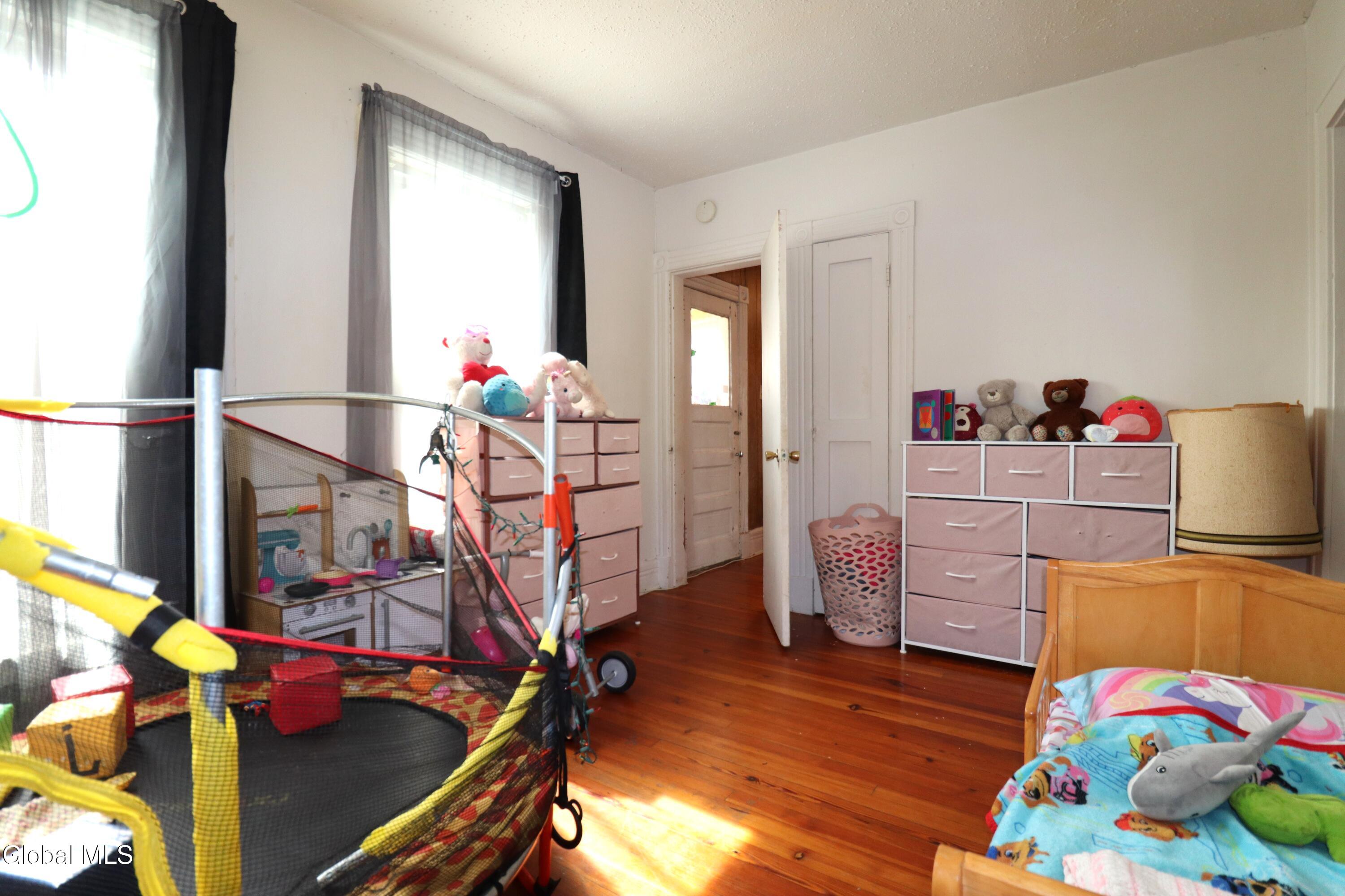 1801 Van Vranken Avenue Schenectady NY 12308