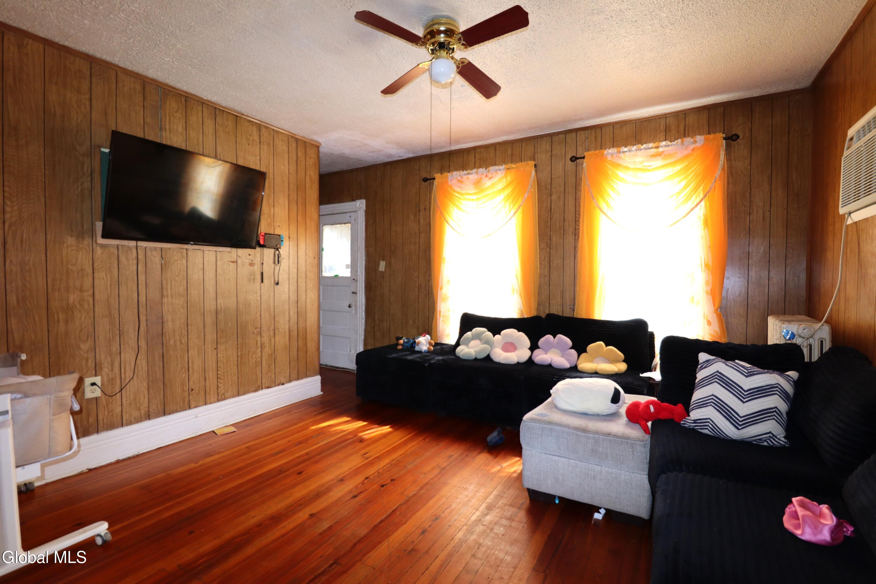1801 Van Vranken Avenue Schenectady NY 12308