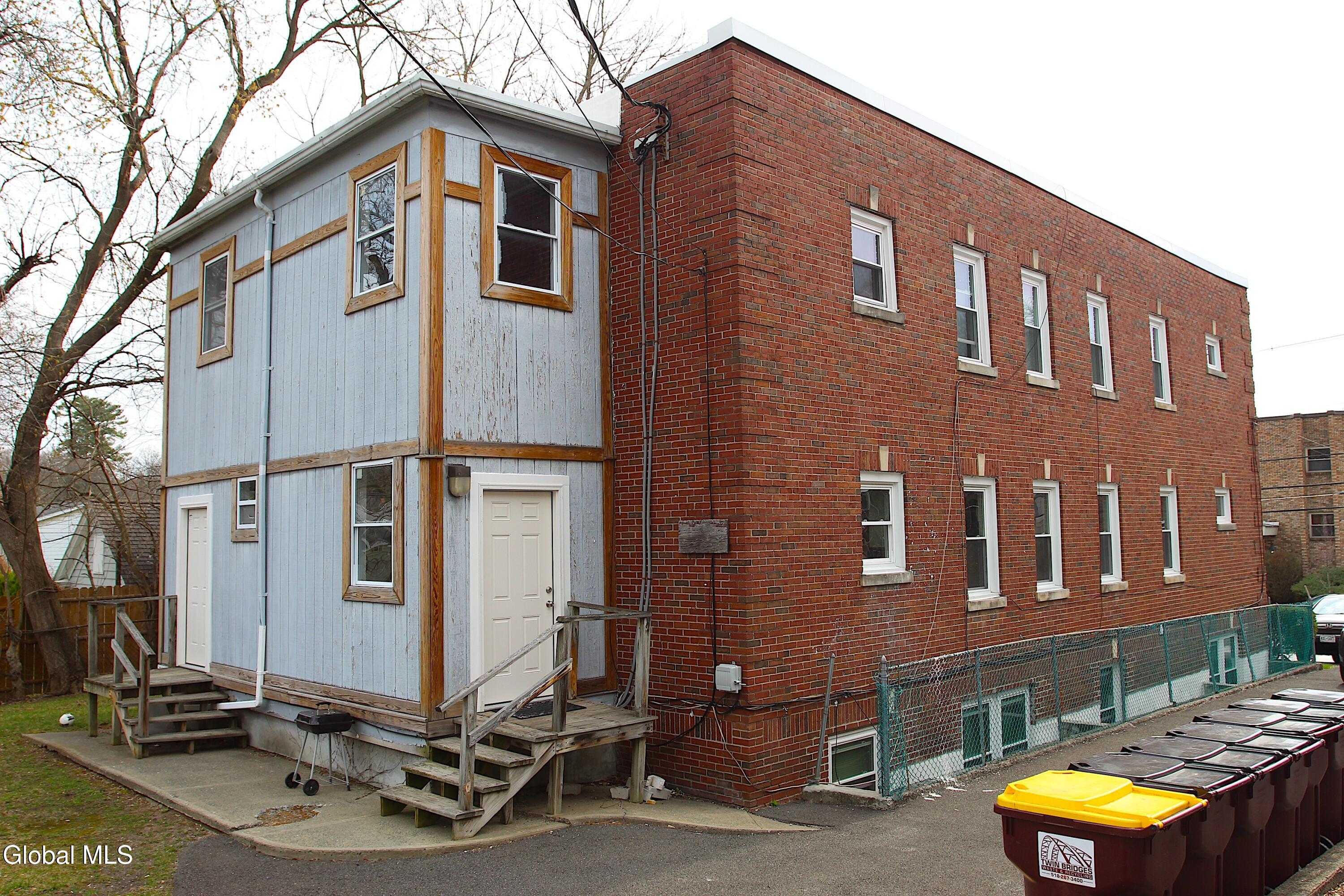 190 S Allen Street Albany NY 12208