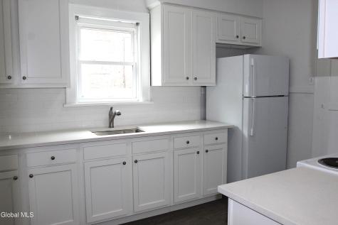 190 S Allen Street Albany NY 12208
