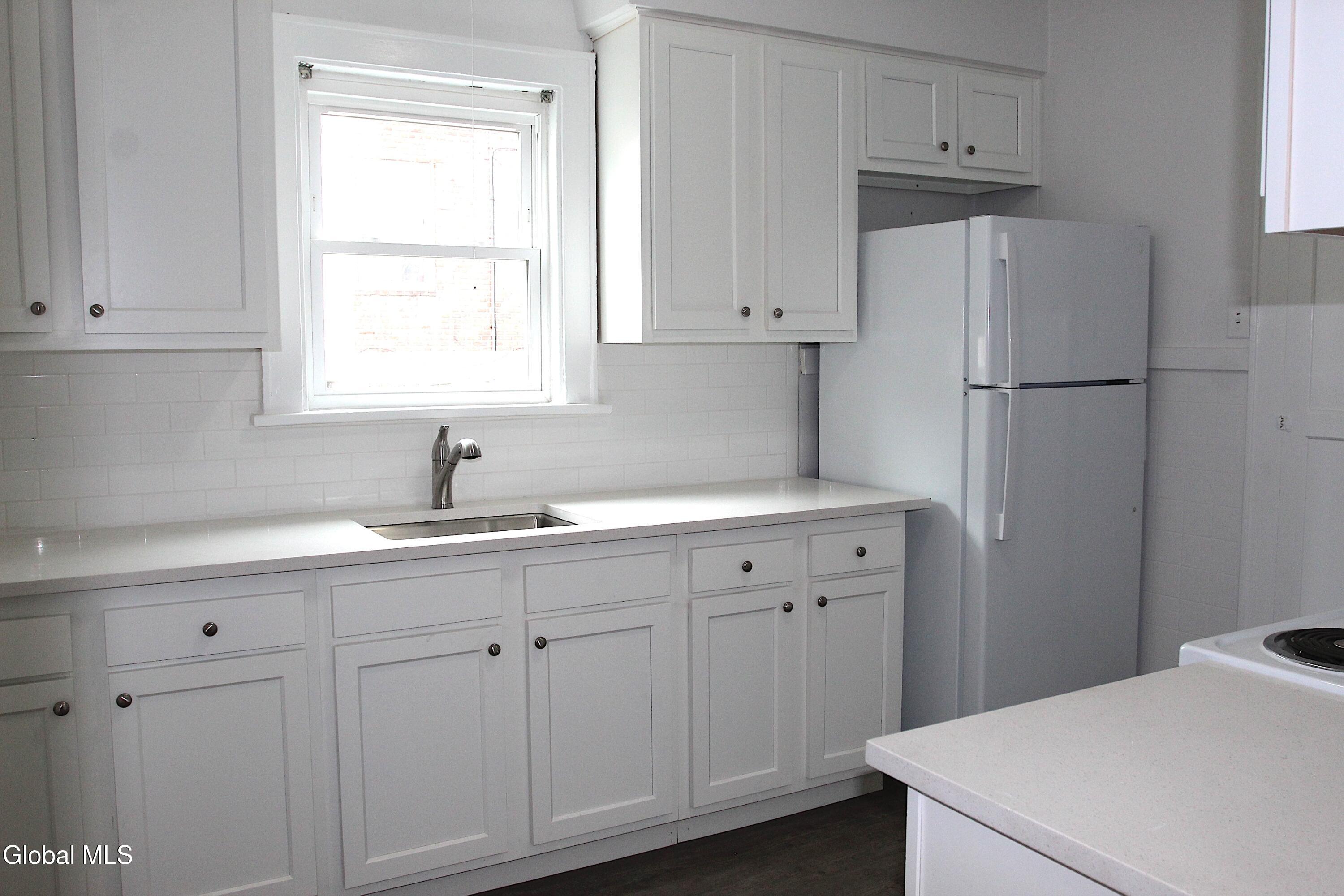 190 S Allen Street Albany NY 12208