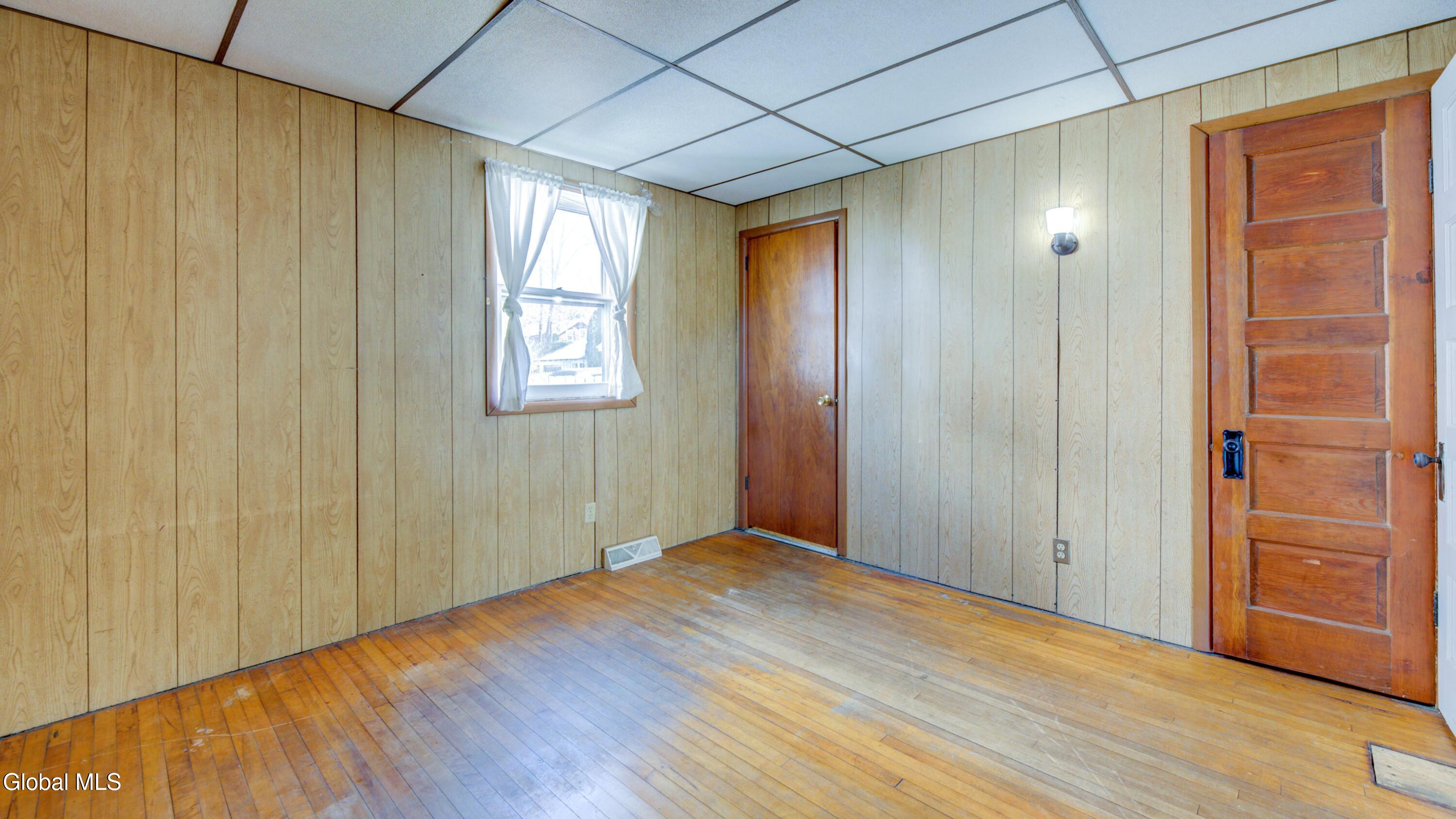 44 Temple Street Gloversville NY 12078
