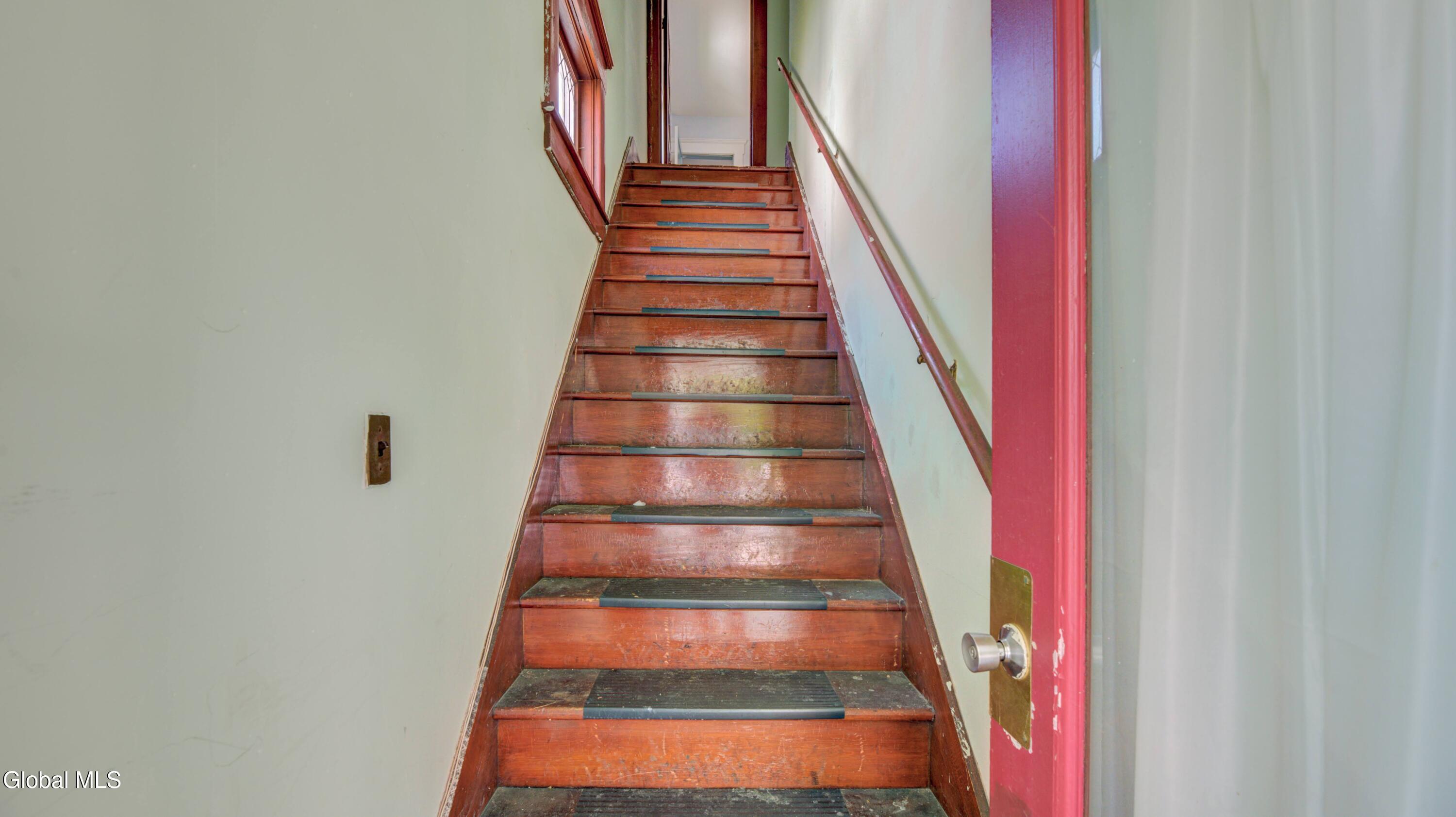 44 Temple Street Gloversville NY 12078