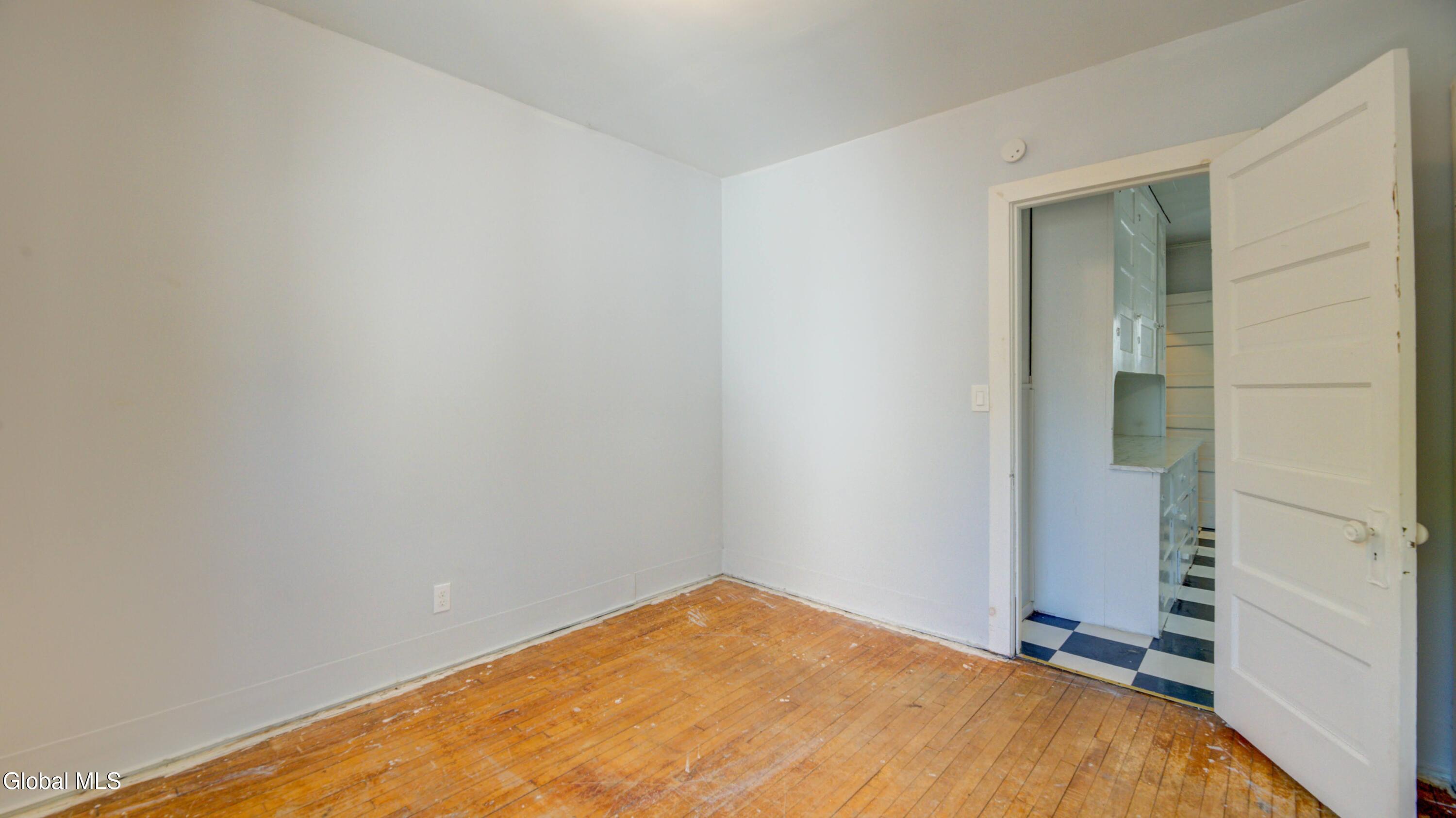 44 Temple Street Gloversville NY 12078