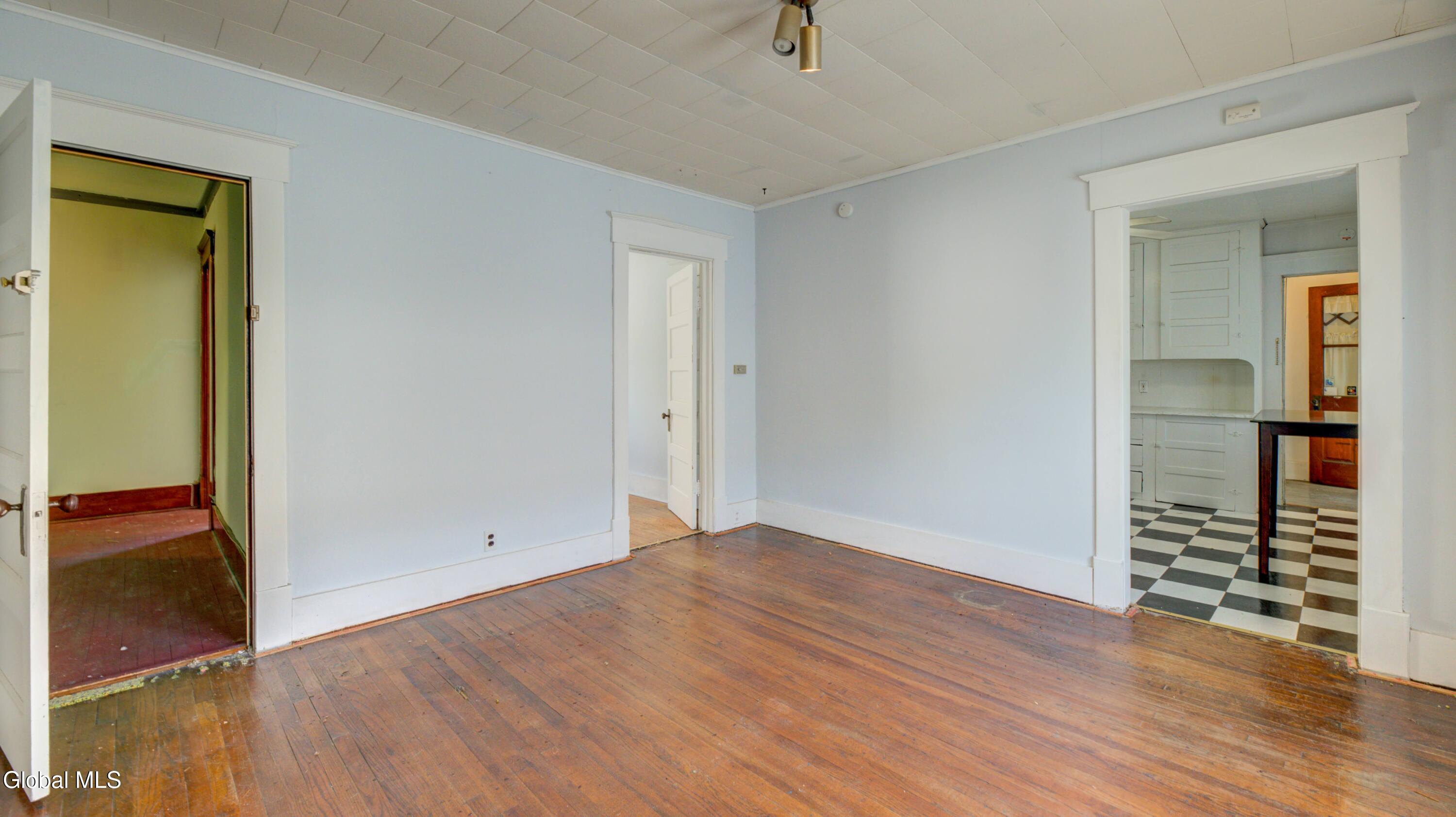 44 Temple Street Gloversville NY 12078