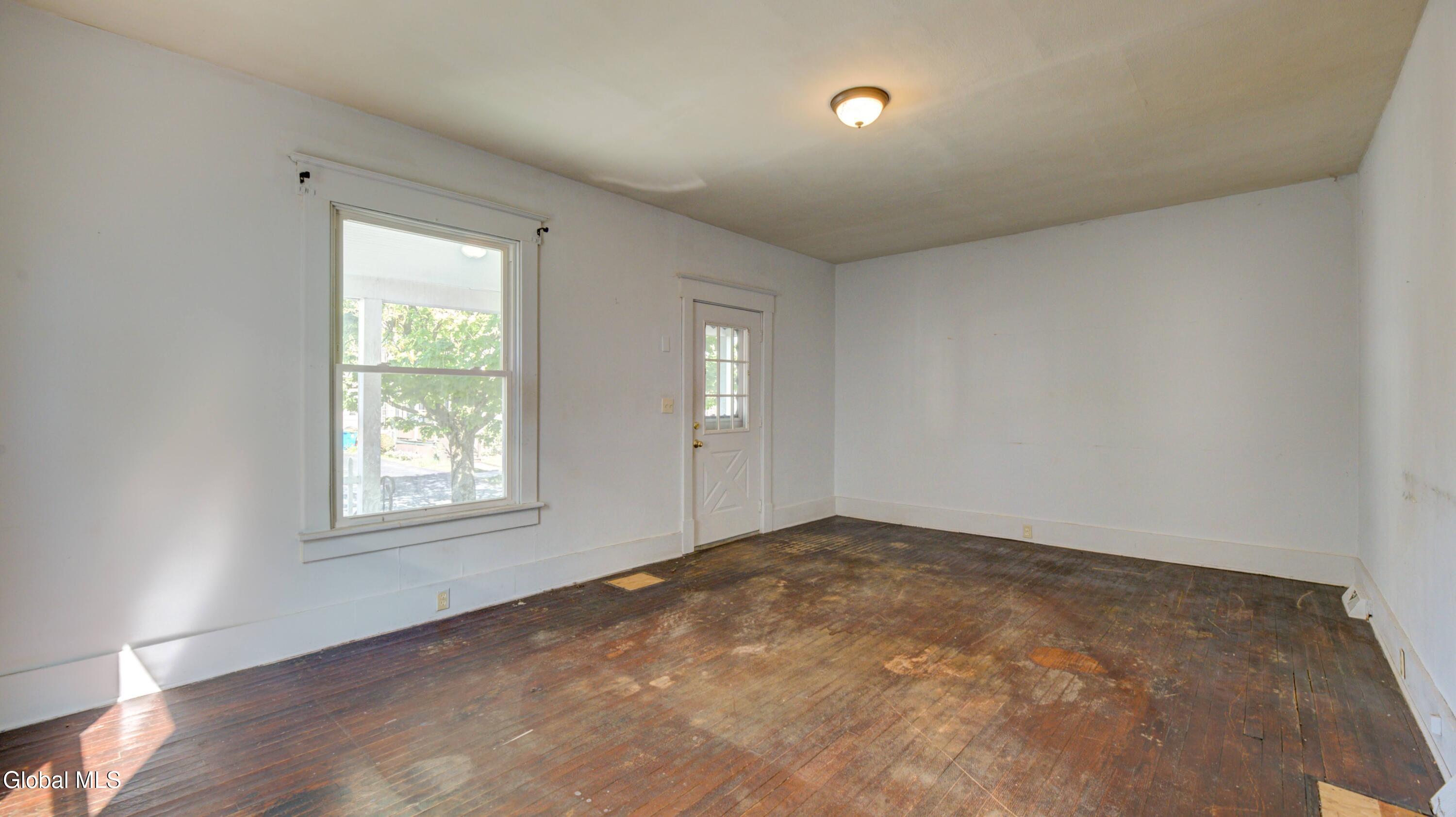 44 Temple Street Gloversville NY 12078