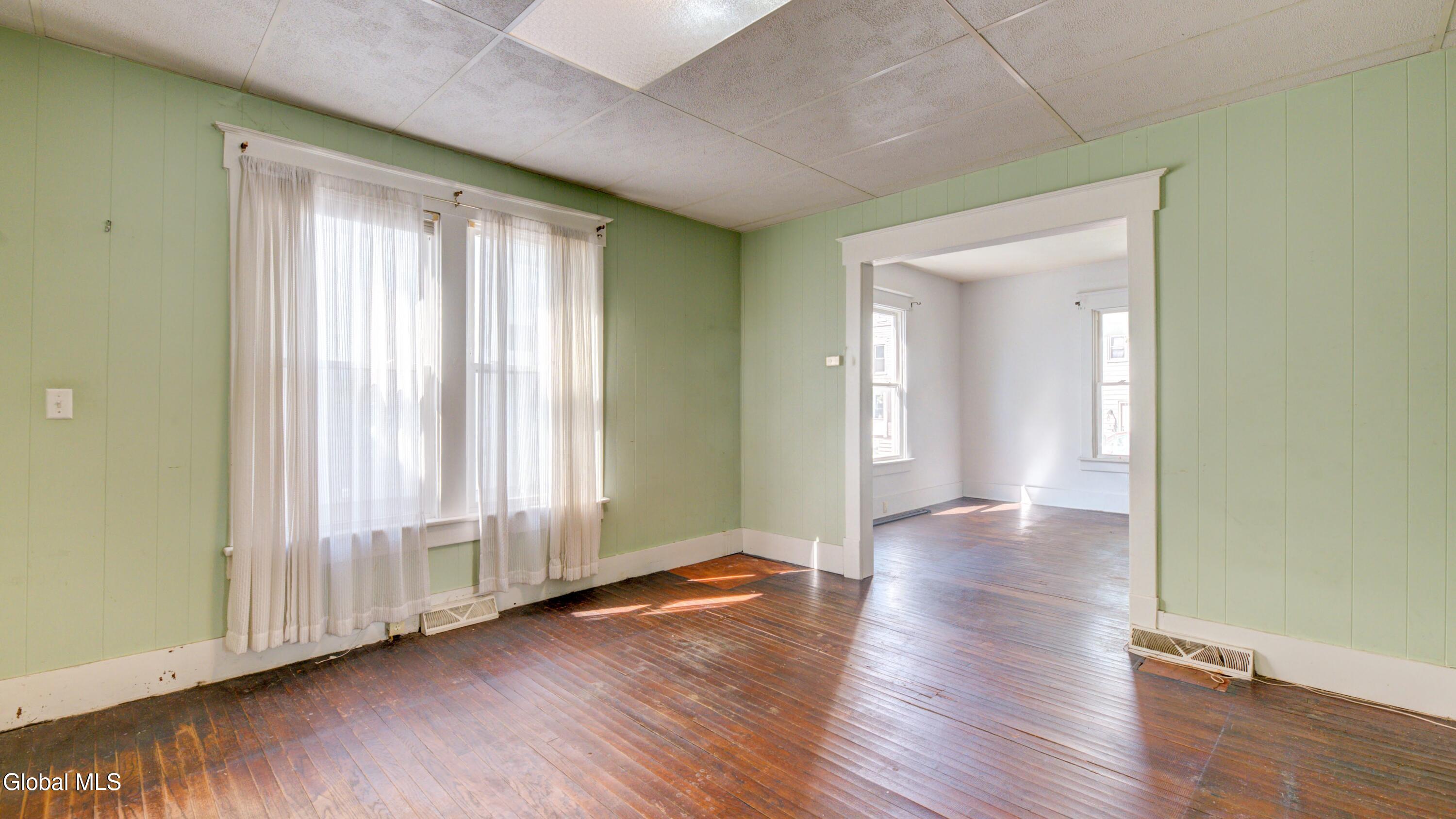 44 Temple Street Gloversville NY 12078
